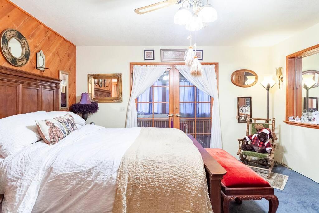 Crestline Lakeview 3-Story Winter Home מראה חיצוני תמונה