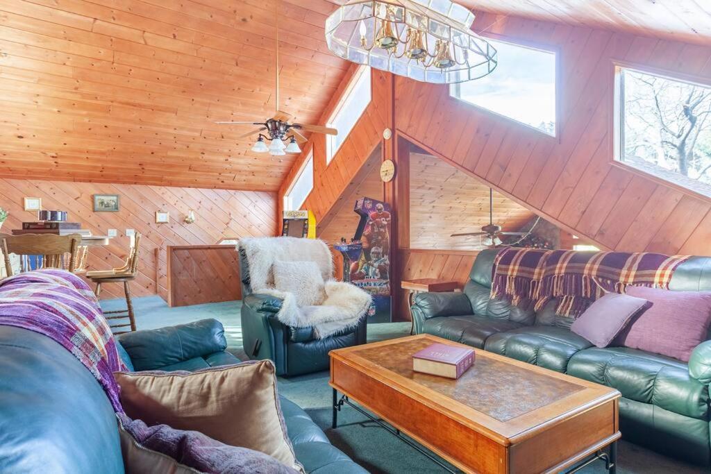 Crestline Lakeview 3-Story Winter Home מראה חיצוני תמונה
